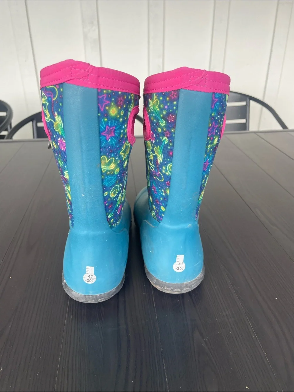 Bogs Bloom Kids Teal Blue Waterproof Rain Boots with Neon Pattern and Pink Trim